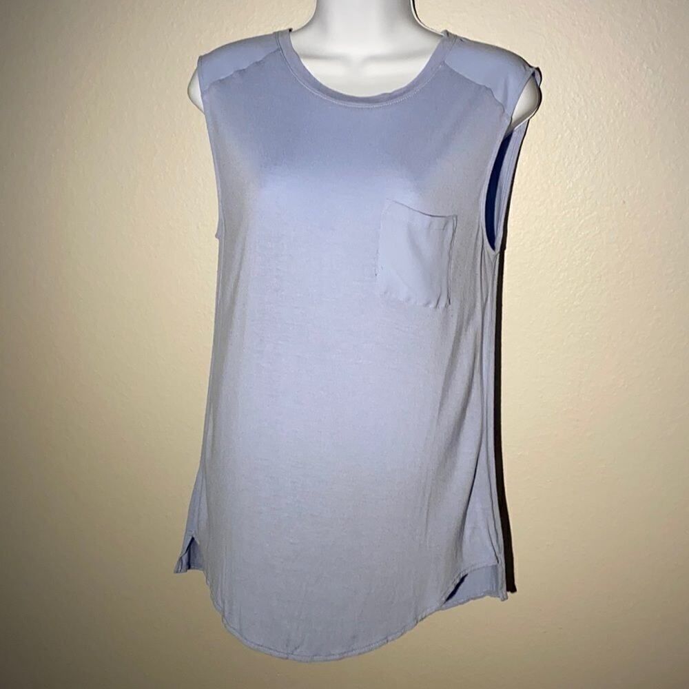 Loft baby blue sleeveless tee with one chest pocket Size Medium